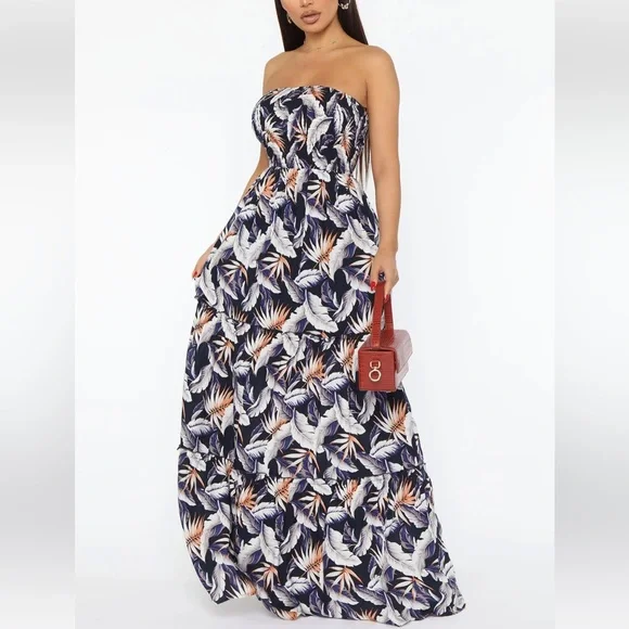 Fashion Nova | Dresses | Fashion Nova Floral Flowy Maxi Dress | Poshmark